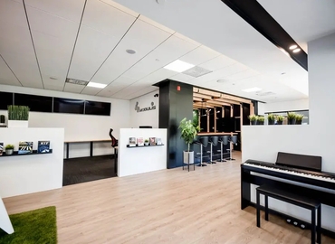 Office Rue Saint-Patrick 2727 H3K 0A8 Montreal, QC