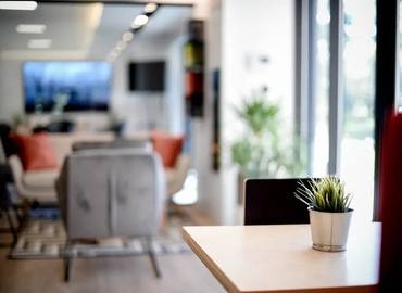 Office Rue Saint-Patrick 2727 H3K 0A8 Montreal, QC