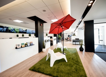 Office Rue Saint-Patrick 2727 H3K 0A8 Montreal, QC