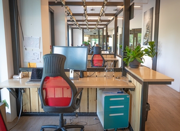 20 m² Coworking space  in Montreal, QC, Rue Saint-Patrick 2727 (H3K 0A8) - 2 | MatchOffice.com