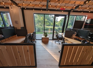 100 m² Coworking  in Montreal, QC, Rue Saint-Patrick 2727 (H3K 0A8) - 2 | MatchOffice