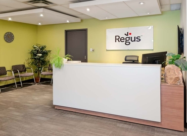 10 m² Shared workspace  in Edmonton, AB, 12315 Stony Plain Road (T5N 3Y8) - 1 | MatchOffice