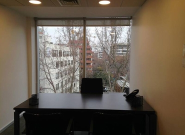 40 m² Shared office  in Santiago, La Concepción 191 (8320000) - 1 | MatchOffice