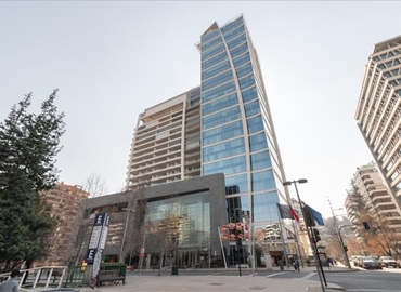 100 m² Business space in Santiago, El Bosque Norte 211 (8320000) - 0 | MatchOffice.com
