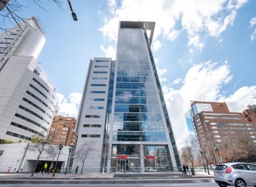 300 m² Shared office  in Santiago, Avenida El Golf 40 (7550000) - 0 | MatchOffice.com