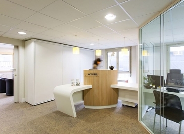31 m² Business center in Baie-Mahault, Immeuble Crozatier (97122) - 2 | MatchOffice.com