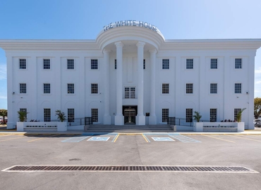 10 m² Business park in George Town, 20 Genesis Close (KY1-1208) - 2 | MatchOffice