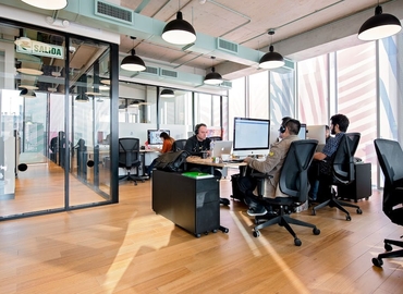 100 m² Shared office  in Lima, Avenida Victor Andrés Belaúnde 147 (15023) - 7 | MatchOffice.com