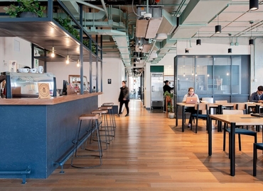 100 m² Business space in Lima, Avenida Victor Andrés Belaúnde 147 (15023) - 9 | MatchOffice