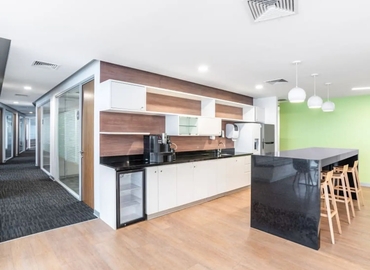 98 m² Co-working  in Lima, El Derby Avenue 254 (15023) - 7 | MatchOffice.com