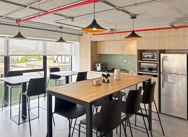 10 m² Business space in Lima, Av. Almte. Miguel Grau 709 (15063) - 5 | MatchOffice