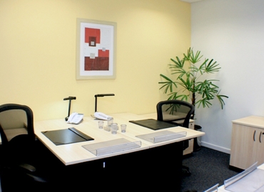 98 m² Business center place for rent in Lima, El Derby Avenue 254 (15023) - 0 | MatchOffice