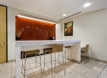Virtual office space in Glendale, CA, 655 North Central Avenue (91203) - 1 | MatchOffice