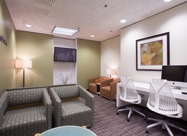Virtual office space in Portland, 121 SW Salmon Street (97204) - 1 | MatchOffice.com