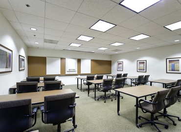 250 m² Business center in Kansas City, KS, 2300 Main Street (64108) - 6 | MatchOffice.com
