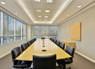 250 m² Business space in Herndon, VA, 13800 Coppermine Road (20171) - 5 | MatchOffice.com