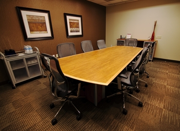 250 m² Business space in Dallas, TX, 4514 Cole Avenue (75205) - 3 | MatchOffice.com