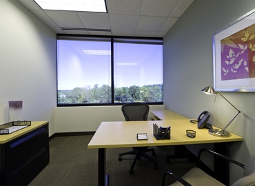 250 m² Business park in Charlotte, NC, 301 McCullough Drive (28262) - 4 | MatchOffice.com