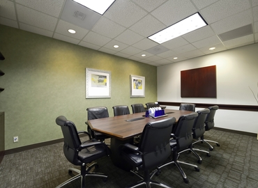 250 m² Business park building up for rent in Portland, 10260 SW Greenburg Road (10260) - 4 | MatchOffice