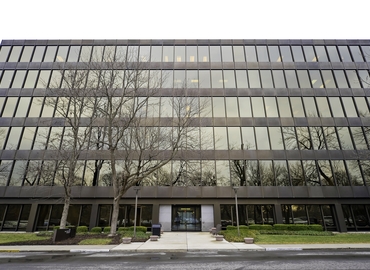 Virtual office space in Overland Park, KS, 9393 West 110th Street (66210) - 2 | MatchOffice