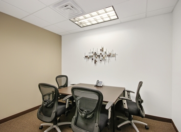 100 m² Convention center in Kansas City, MO, 800 E. 101st Terrace (64131) - 1 | MatchOffice