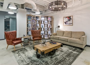 Virtual office in St. Petersburg, FL, 360 Central Avenue (33701) - 1 | MatchOffice.com