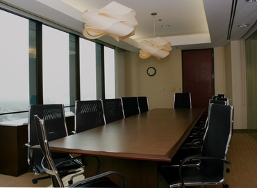 30 m² Conference room in Long Beach,	 CA, 100 Oceangate (90802) - 4 | MatchOffice.com