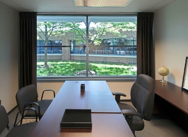 400 m² Business park in Chicago, IL, 27475 Ferry Road Warrenvill (60555) - 6 | MatchOffice.com