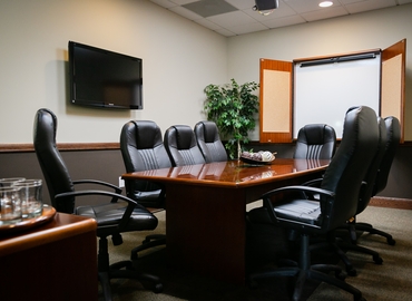 30 m² Convention center in Birmingham, AL, 4000 Eagle Point Corporate Drive (35242) - 1 | MatchOffice.com