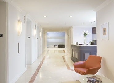 600 m² Business space in Miami, FL, 1001 Brickell Bay Drive  (33131) - 11 | MatchOffice.com