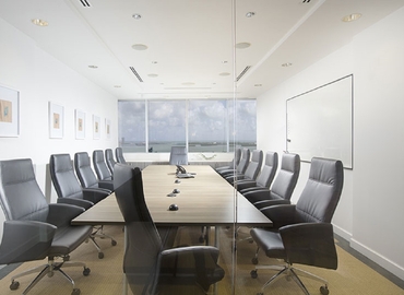 60 m² Conference room in Miami, FL, 1001 Brickell Bay Drive  (33131) - 6 | MatchOffice.com