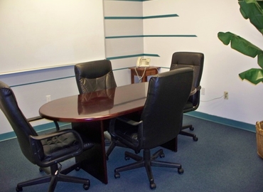 50 m² Business center in Las Vegas, NV, 3440 E. Russell Rd (89120) - 1 | MatchOffice.com
