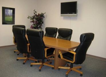 50 m² Business center in St. Louis, MO, 1033 Corporate Square Drive (63132-2928) - 1 | MatchOffice.com