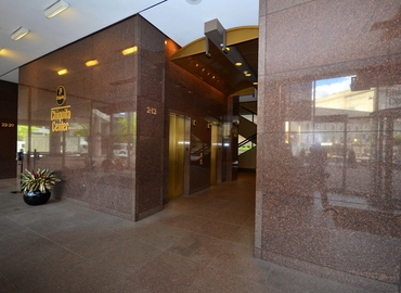 Virtual office space in Cincinnati, OH, 250 East 5th Street (45202) - 2 | MatchOffice