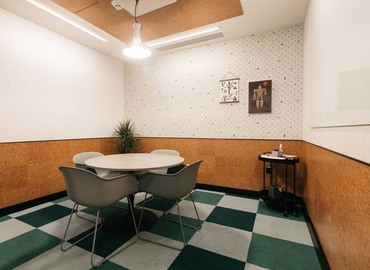50 m² Business park in Pasadena, CA, 177 E Colorado Boulevard (91105) - 1 | MatchOffice