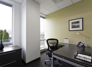 250 m² Co-working  in Louisville, KY, 10200 Forest Green Blvd (10223) - 1 | MatchOffice