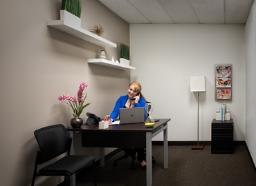 100 m² Shared workspace  in Douglas, 10259 S. Parker Rd. (80134) - 6 | MatchOffice.com