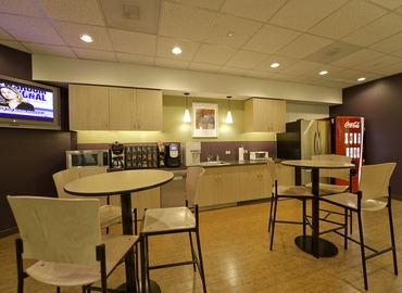 250 m² Shared workspace  in Portland, 10260 SW Greenburg Road (10260) - 2 | MatchOffice.com