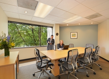 250 m² Shared workspace  in Bellevue, WA, 11820 Northup Way (98005) - 2 | MatchOffice