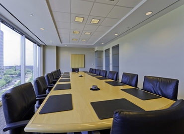 250 m² Shared office  in Addison, TX, 15455 Dallas Parkway (75001) - 4 | MatchOffice.com