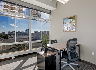 250 m² Co-working  in Miami, FL, 1688 Meridian Avenue (33139) - 6 | MatchOffice.com