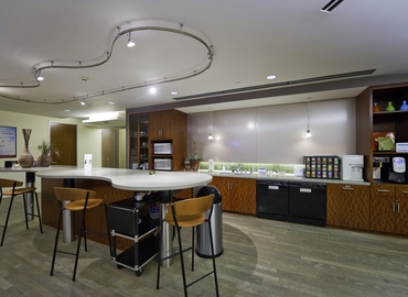 250 m² Coworking  in Oakbrook Terrace, IL, 18W140 Butterfield Road (60181) - 2 | MatchOffice