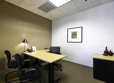 250 m² Co-working  in Carlsbad, CA, 1902 Wright Place (92008) - 1 | MatchOffice