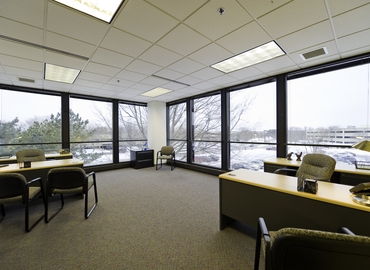 250 m² Co-working  in Brookfield, WI, 200 South Executive Drive (53005) - 2 | MatchOffice.com