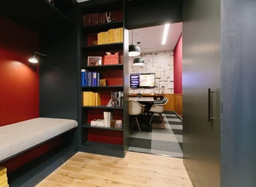 1396 m² Coworking  in Chicago, IL, 20 West Kinzie Street (60654) - 0 | MatchOffice