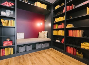 1396 m² Coworking space  in Chicago, IL, 20 West Kinzie Street (60654) - 5 | MatchOffice.com