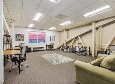 250 m² Shared workspace  in Glendale, CA, 201 N. Brand Boulevard (91203) - 1 | MatchOffice