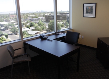 250 m² Coworking  in Phoenix, AZ, 2415 East Camelback Road (85016) - 4 | MatchOffice.com