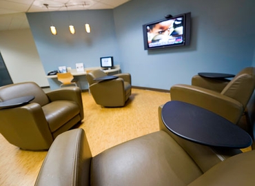 250 m² Coworking space  in Chicago, IL, 980 North Michigan Avenue (60611) - 8 | MatchOffice.com