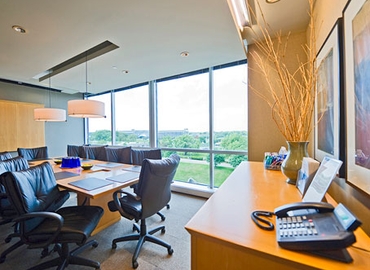 250 m² Co-working  in Lisle, IL, 3333 Warrenville Road (60532) - 6 | MatchOffice.com